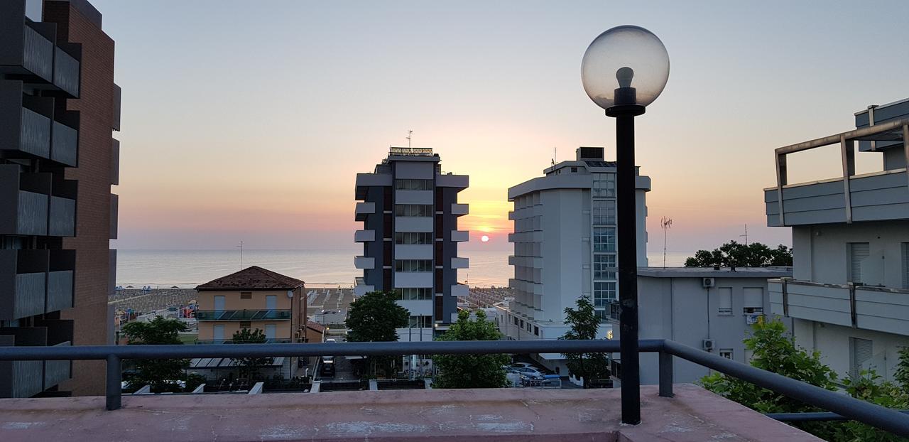 Hotel Alba Rimini Eksteriør billede